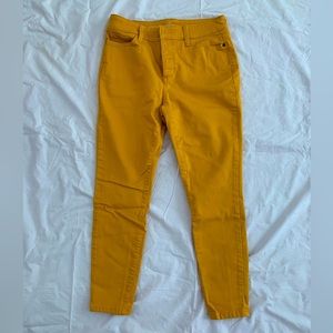 St John’s Bay mustard yellow size 6 jeans